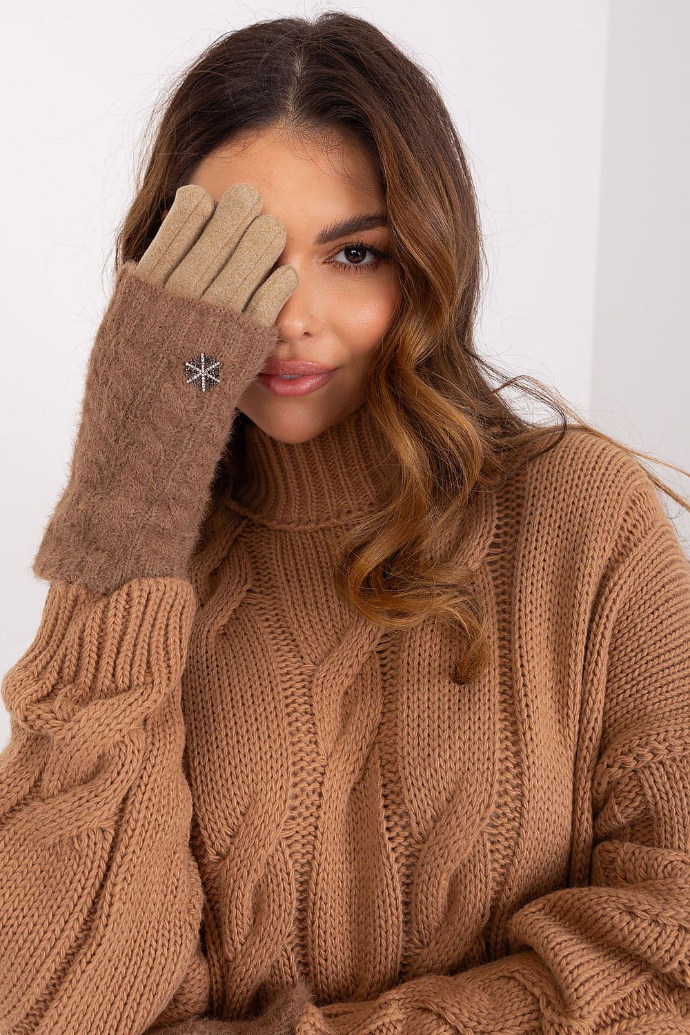  Gloves model 190158 AT 
