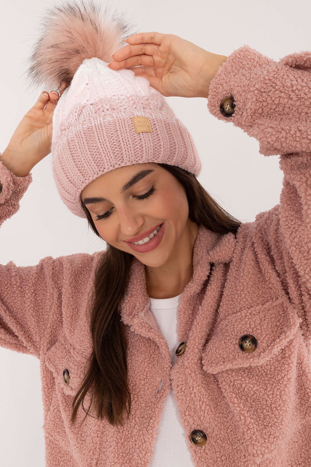  Cap model 201415 Rue Paris 