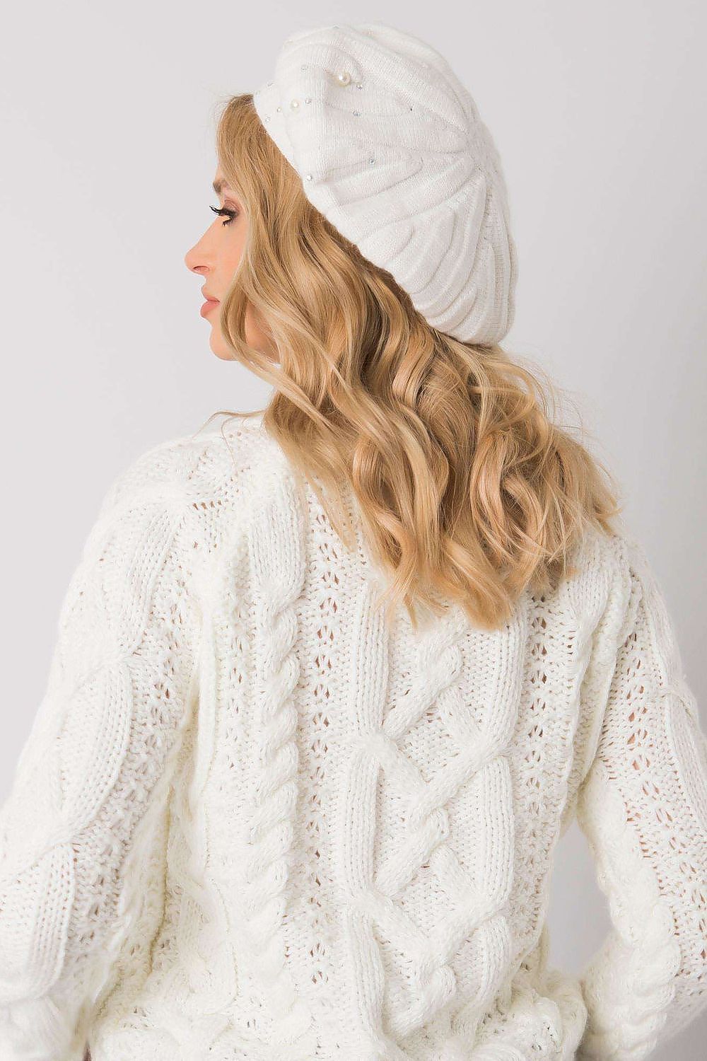  Cap model 161127 AT 