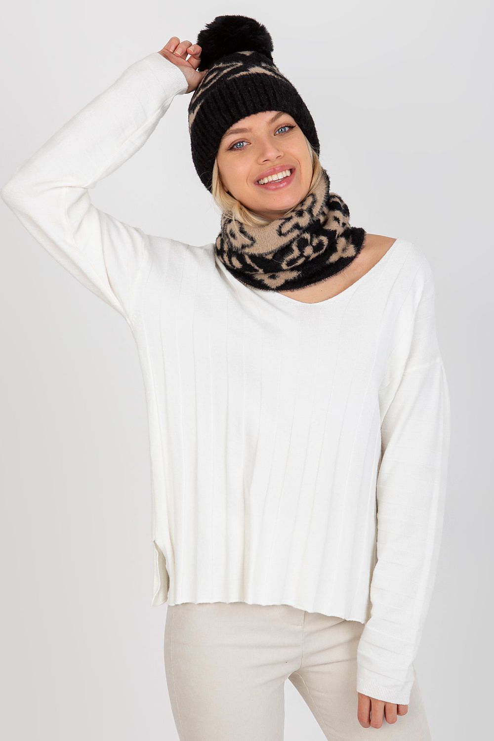  Cap model 185916 AT 